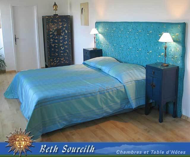 Beth Soureilh Adults Only Bed and Breakfast Coarraze Rum bild